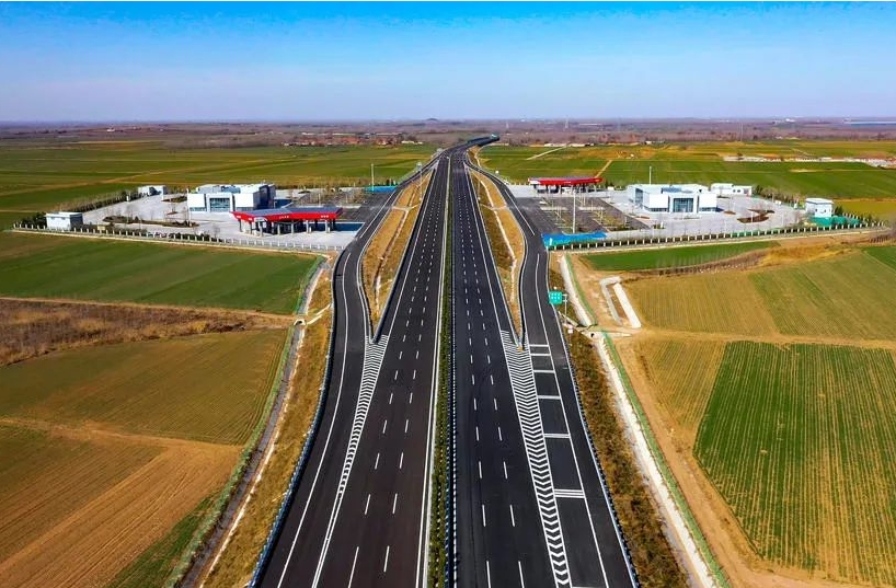 熱<a href=http://m.dhfoju.com/ target=_blank class=infotextkey>鍍鋅管</a>在高速公路領域應用及新技術